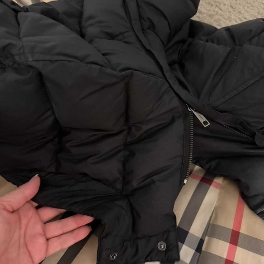 Burberry Black Belted Down Puffer Coat – Size S - Picture 6 of 6